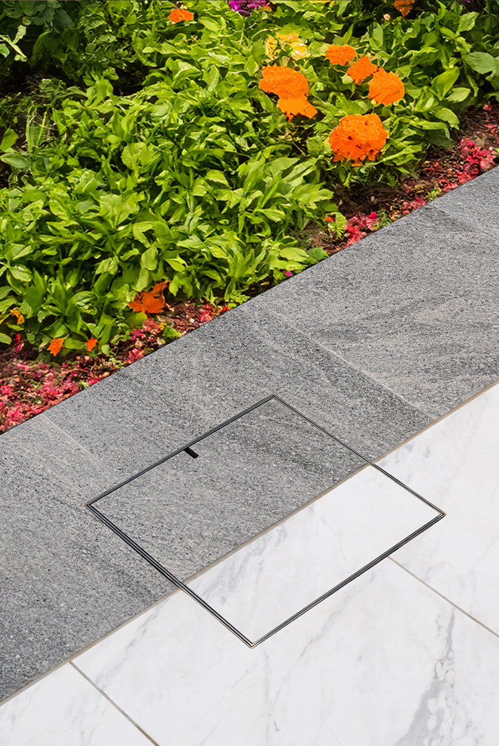 HIDE Access Cover with two materials in inlay tray